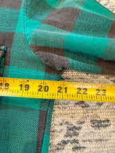 Load image into Gallery viewer, Vintage Timber Trail Green Flannel (S)