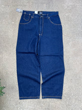 Load image into Gallery viewer, Y2K Balla NYC Baggy Jeans (36x31.5)