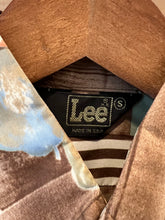 Load image into Gallery viewer, True Vintage 70s Lee Grapes Button Up Shirt (S)