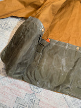 Load image into Gallery viewer, True Vintage Stream-Field Hunting Jacket (M)