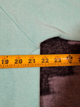 Load image into Gallery viewer, Vintage Early 90s Seagulls Collared Crewneck (M)