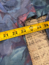 Load image into Gallery viewer, Vintage 80s Dyed Bay Club Windbreaker (WM)