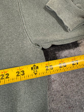 Load image into Gallery viewer, Vintage 90s Winnipesaukee Embroidered Crewneck (XL)