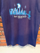 Load image into Gallery viewer, Vintage 90s San Francisco Skyline Shirt (L/XL)