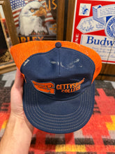 Load image into Gallery viewer, Vintage 80s Gettysburg College Trucker