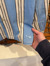 Load image into Gallery viewer, True Vintage Distressed Striped Loop Collar Button Up Shirt (M)