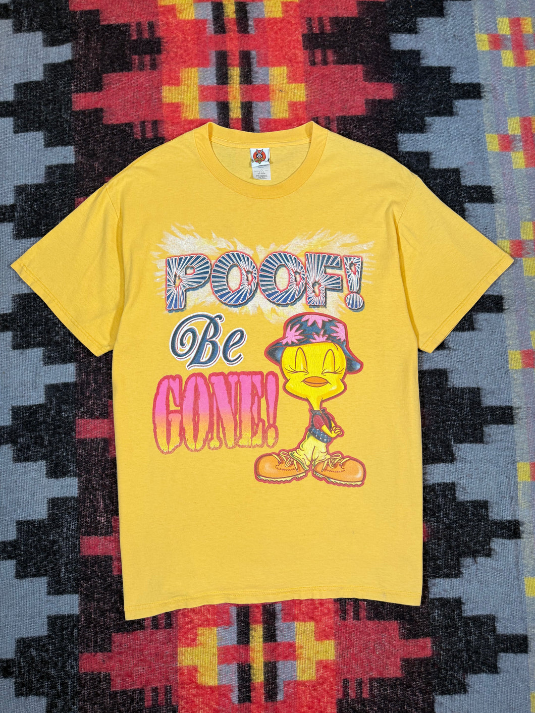 Vintage 1997 Poof! Be Gone Tweety Shirt (L)