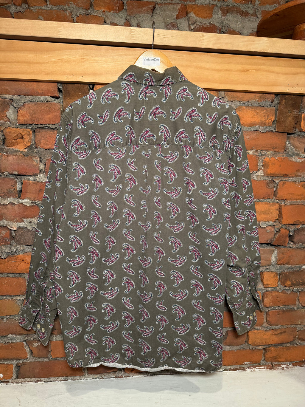 Vintage Trader Bay Paisley Button Up Shirt (L)