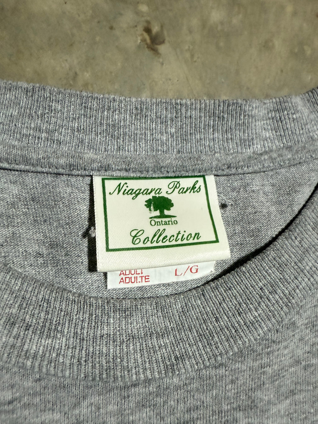 Vintage Niagara Falls Canada T-Shirt (L)