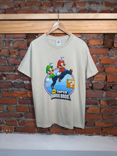Load image into Gallery viewer, 2000s New Super Mario Bros T-Shirt(M)
