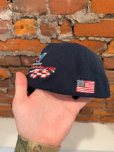 Load image into Gallery viewer, 2000s Daytona Valvoline Racing Fitted Hat (M)
