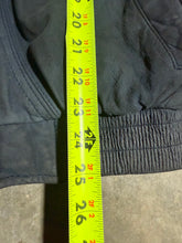 Load image into Gallery viewer, Vintage New River Flannel Back Jacket (M)
