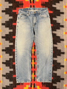Vintage Y2K Wrangler Lightwash Jeans (31x29.5)