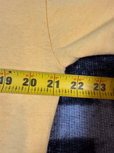 Load image into Gallery viewer, Vintage 1997 Poof! Be Gone Tweety Shirt (L)
