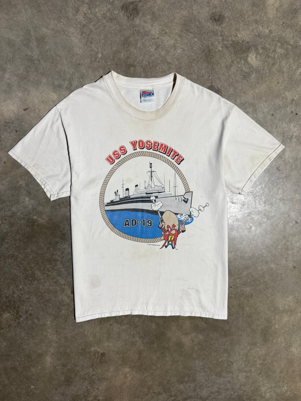 Vintage Distressed 1997 USS Yosemite Looney Tunes Shirt (L)