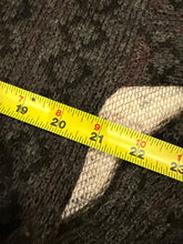 Load image into Gallery viewer, Vintage Pebble Beach Knit Sweater (M)
