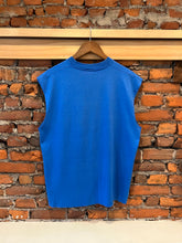 Load image into Gallery viewer, Vintage The Oar House Cutoff Tee (XL)
