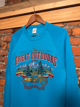 Load image into Gallery viewer, Vintage Yellowstone The Great Outdoors Unworn Crewneck (M)
