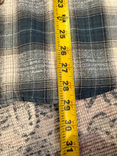 Load image into Gallery viewer, Vintage Marino Bay Flannel Shirt (M)
