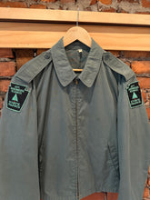 Load image into Gallery viewer, True Vintage Dept of Environmental Resources State Parks Jacket (M)
