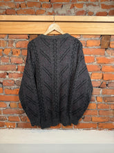 Load image into Gallery viewer, Vintage Pebble Beach Knit Sweater (M)
