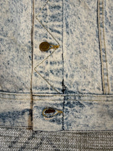 Load image into Gallery viewer, Vintage 1992 Pittsburgh Bedazzled Hand Painted Lee Jean Jacket (M)
