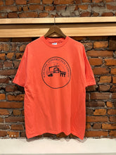 Load image into Gallery viewer, Vintage 90s Construction Company Tee (L)
