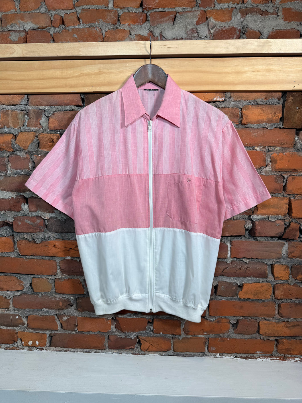 Vintage 80s Red/Pink Zip Up Collared Shirt (M)