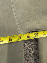 Load image into Gallery viewer, Vintage Endangered Black Rhino Crewneck (L)
