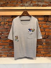 Load image into Gallery viewer, Vintage 90s Looney Tunes Football Embroidered Pocket Tee (2XL)
