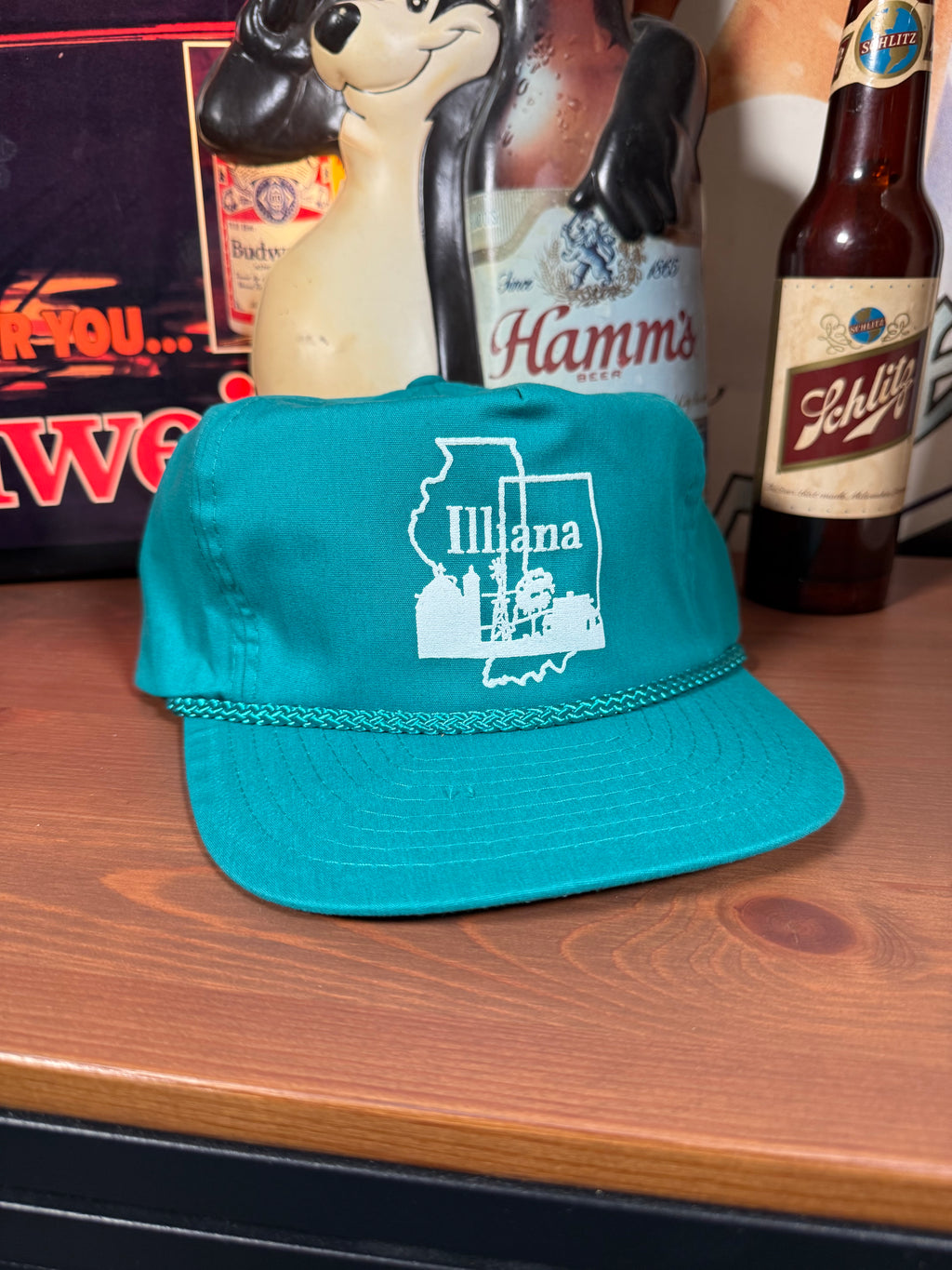 Vintage Illina Zipper Strap Hat