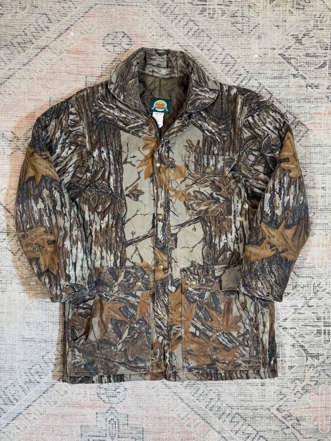 Cabelas Quilted Interior Camo Jacket (L)