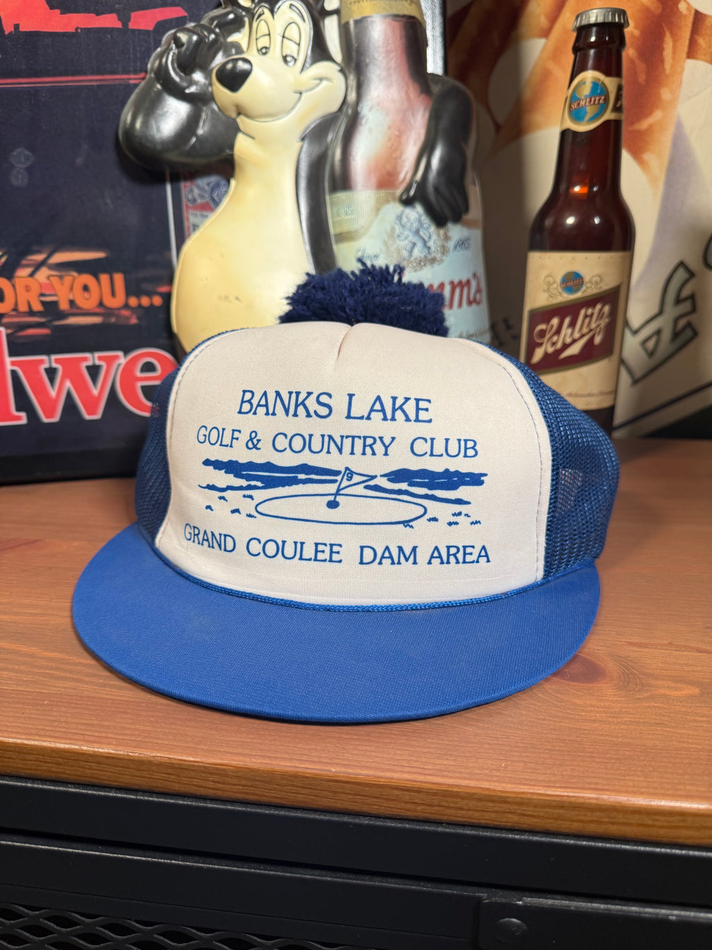 Vintage Banks Lake Golf and Country Club Short Brim Trucker Hat