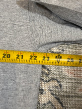 Load image into Gallery viewer, Vintage 2004 Philadelphia Eagles T-Shirt (XL)
