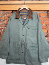 Load image into Gallery viewer, Vintage 1996 Fools Rush In Movie Cast Film Crew Jacket (XL)
