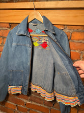 Load image into Gallery viewer, Vintage 70s Levi’s Orange Tab Western Stitched Jean Jacket (WS)(Flaw)
