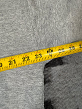 Load image into Gallery viewer, 2000s Villanova Champion Hoodie (L)
