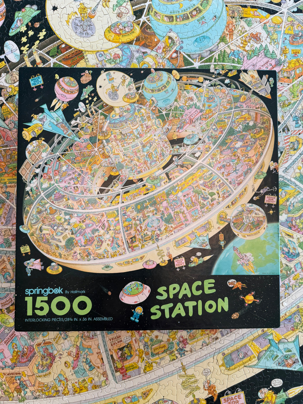 Vintage Space Station 1500 Piece Puzzle (All Pieces)