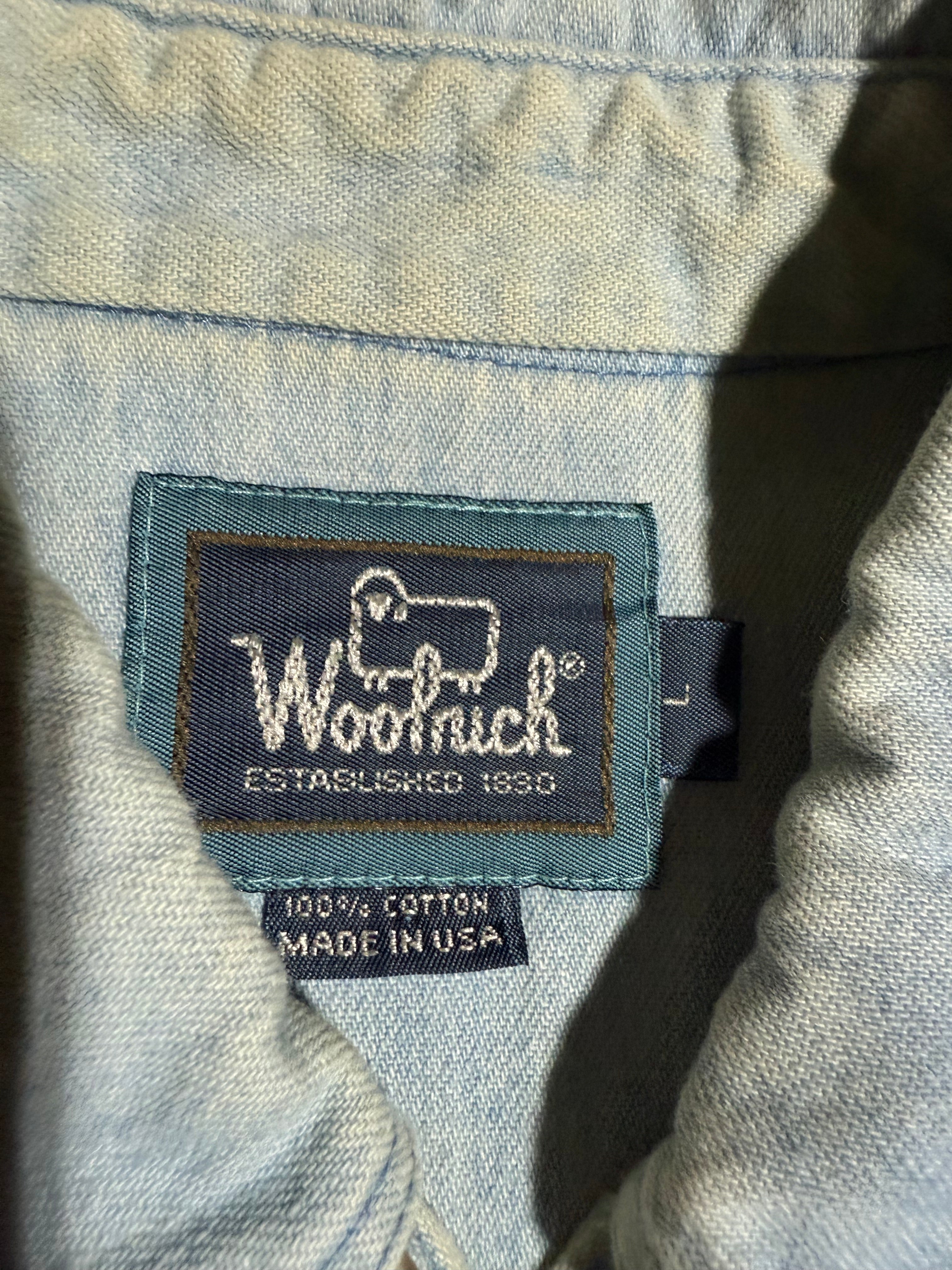 Vintage Woolrich Sportsman Denim Button Down Shirt (L)