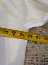 Load image into Gallery viewer, Vintage 2002 Loone Tunes Talk to the Hand Shirt (XXL)
