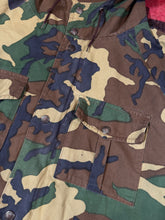 Load image into Gallery viewer, Vintage 70s Redhead Camo Jacket (L)

