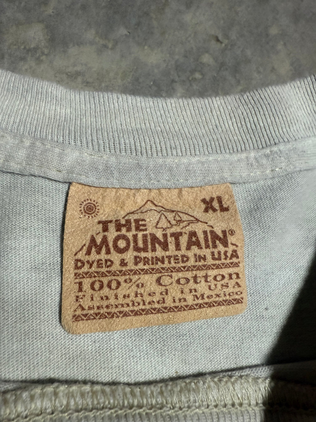 Vintage 2002 Moose In Lake The Mountain Dyed Tee (XL)