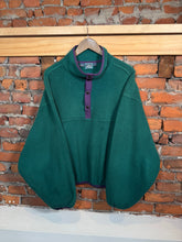 Load image into Gallery viewer, Vintage Woolrich Green Fleece Pullover (XL)
