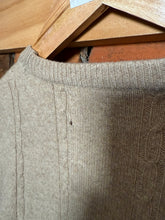 Load image into Gallery viewer, Vintage 80s Orvis by Jacques DeLoux Knit Sweater Vest (M)

