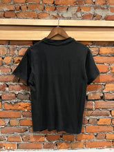 Load image into Gallery viewer, Vintage London England Shirt (M)
