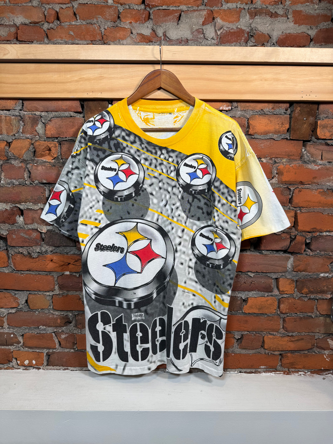 Vintage 1995 Pittsburgh Steelers Magic Johnson Tees All Over Shirt (XL)