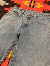 Load image into Gallery viewer, Vintage Y2K Wrangler Jeans (30x30.5)
