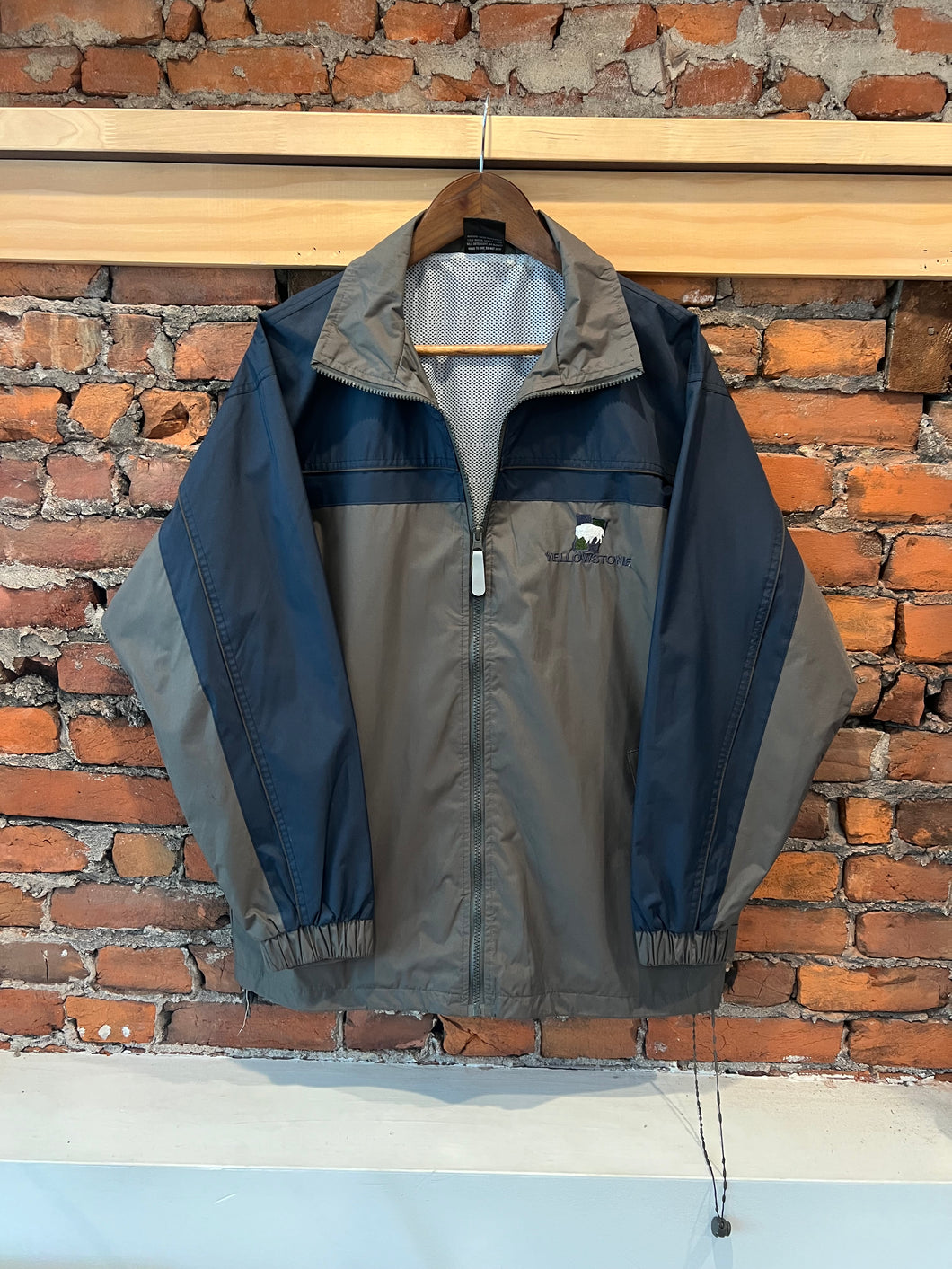 Vintage Yellowstone Zip Up Windbreaker (S)