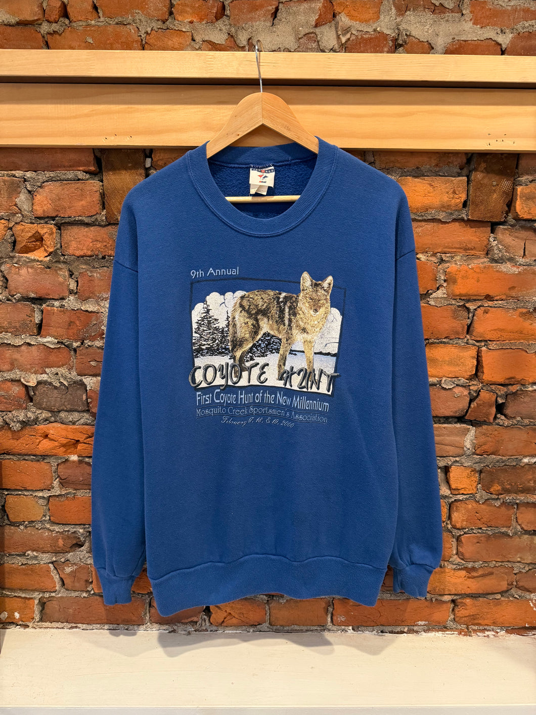 Vintage 2000 Coyote Hunt Crewneck (M/L)