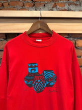 Load image into Gallery viewer, Vintage 1996 Native American Pottery Mock Neck Longsleeve (XXL)
